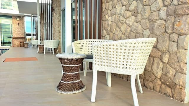 Luxury 6-Bedroom Beach Front Villa
