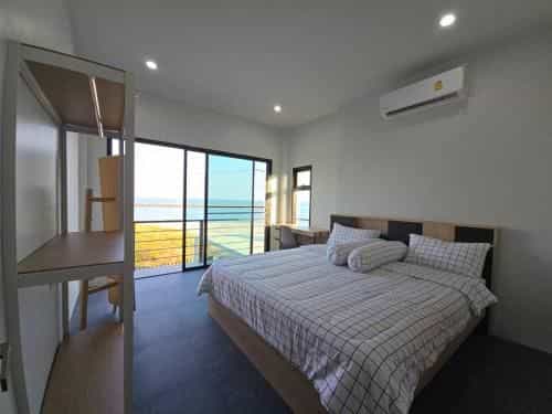 Moon Beach House Moon Beach House