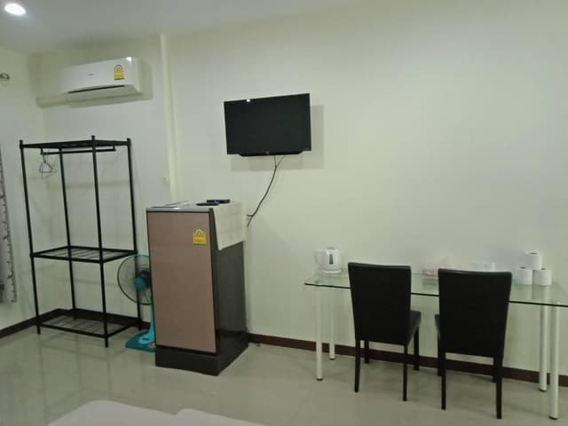 Standard Room with King Bed