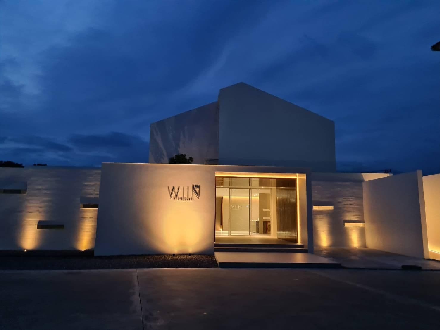 WIIN Phetchaburi Hotel WIIN Phetchaburi Hotel