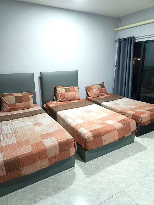 Bed In 3-Bed Mixed Dormitory