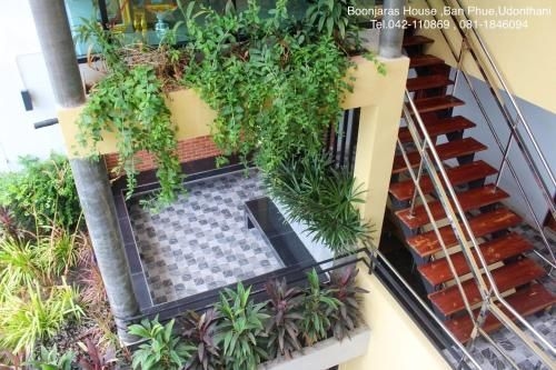 Boonjaras House1