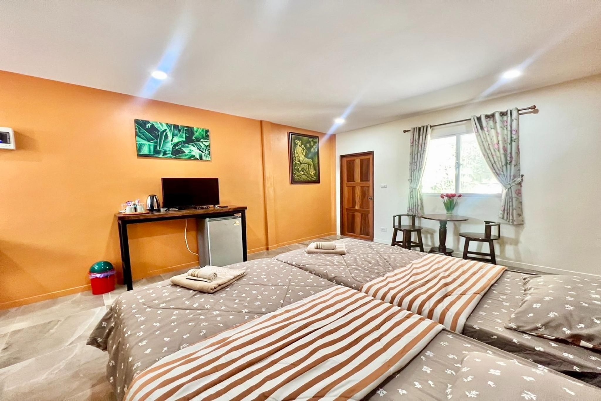 คูน หอม อพาร์ตเมนต์ (Koon Hom Apartment)2