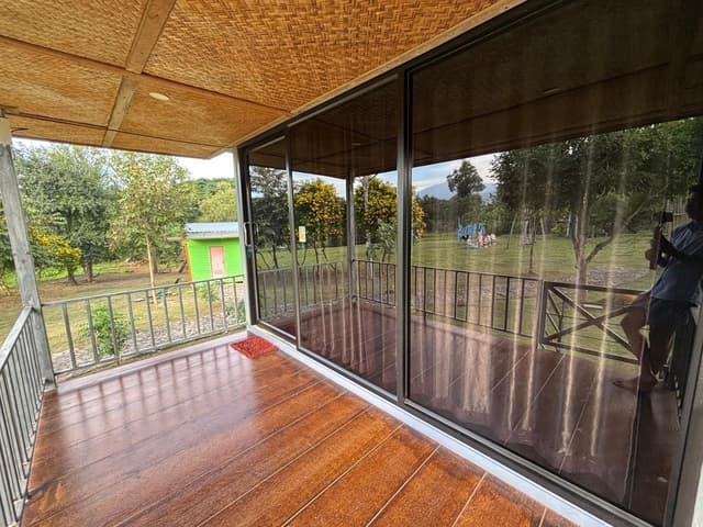 Low Bedroom