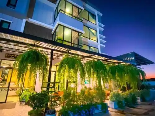 บ้านสุขใจ สามใบเถา บ้านสุขใจ สามใบเถา