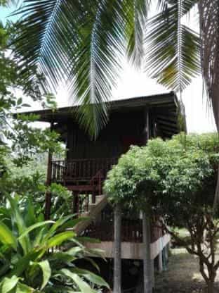 เรือนเพ็ญ โฮมสเตย์ เรือนเพ็ญ โฮมสเตย์
