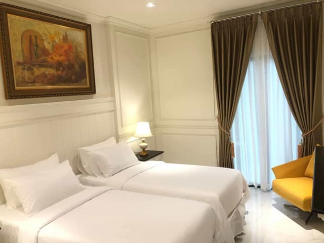 Superior Twin Room