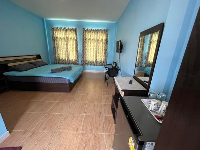 1 Single Bed