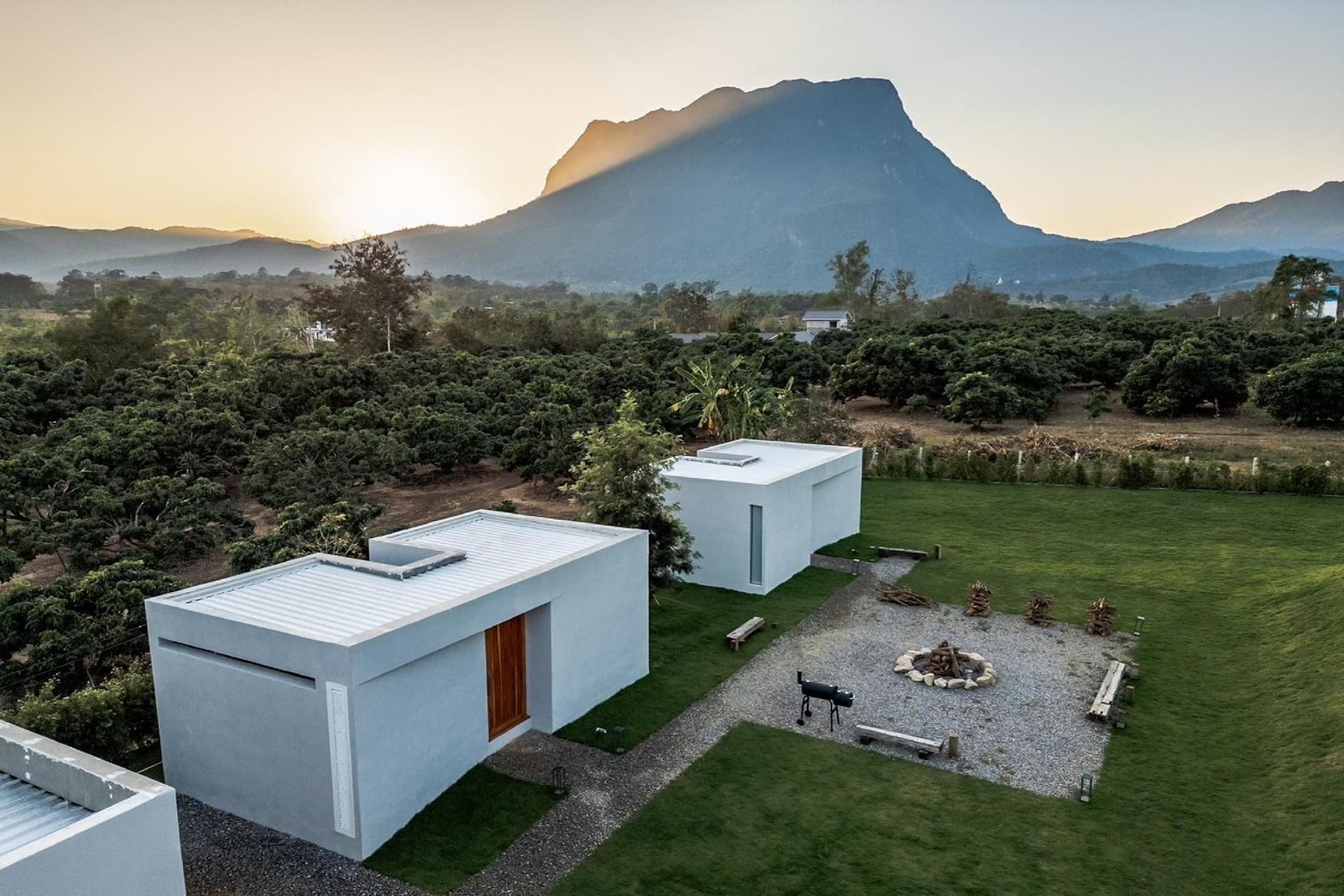 Mist Villa Mist Villa
