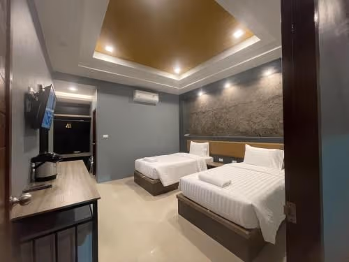 Standard Twin Room