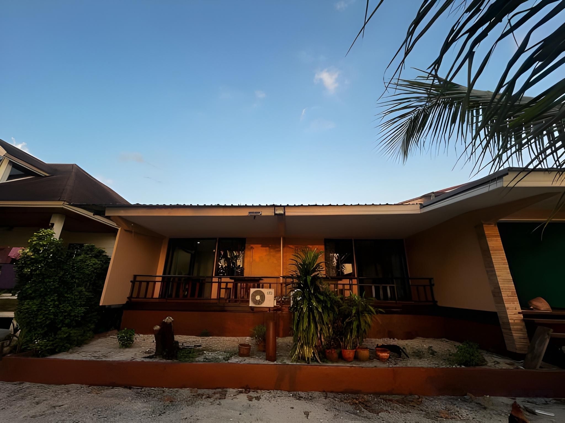 รูม บีช สมุย (Room Beach Samui)0