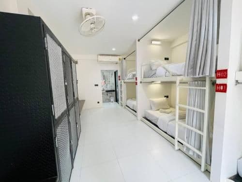 Mixed Dorm Bed
