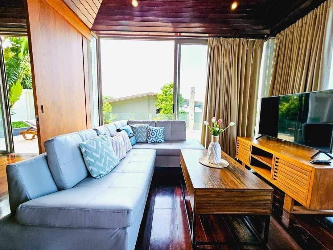 วิลลา 3 ห้องนอน 3 ห้องน้ำส่วนตัว ขนาด 200 ตร.ม. – เชิงมน (Edle Villa mit 180° Meerblick)2