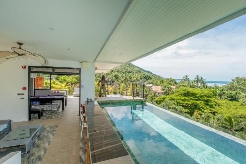 เพนท์เฮาส์ คริสตัล เบย์ อพาร์ตเมนต์ (Penthouse Crystal Bay Apartments)4