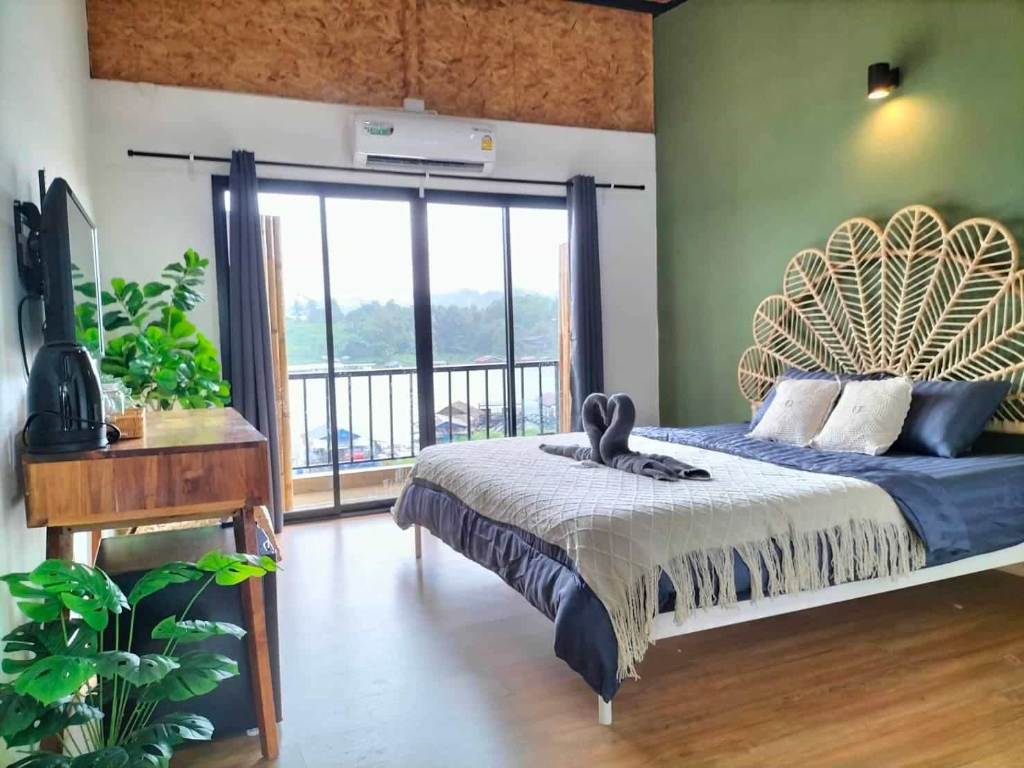 MonStay MonStay