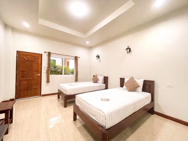 Twin Room (Type B)