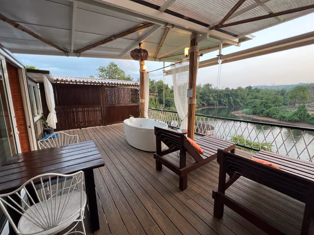 Honeymoon Duplex Suite