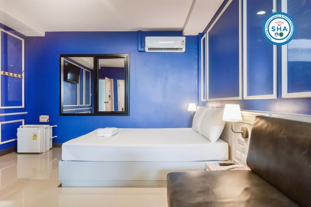Supreme Room