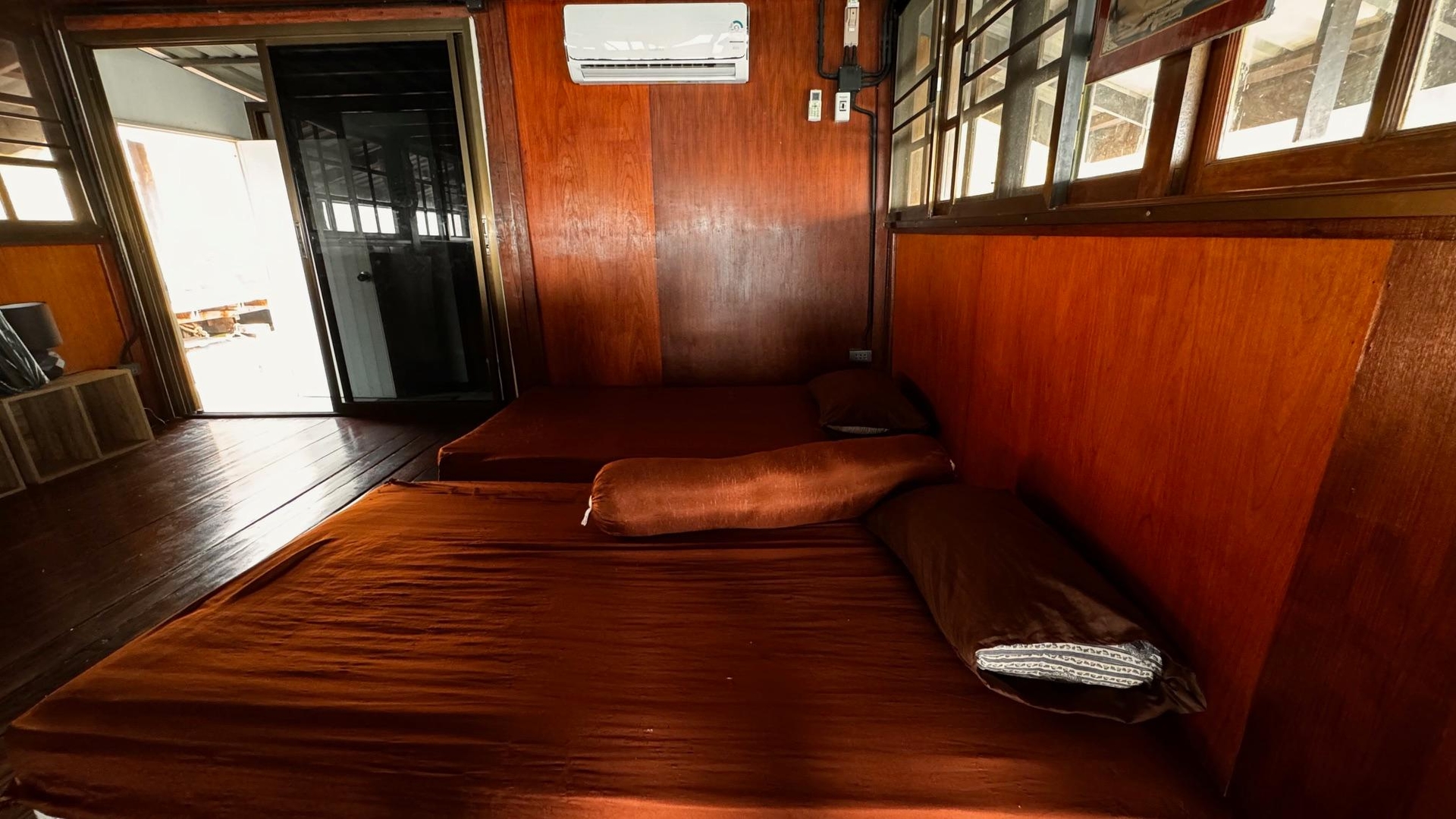 คาวาริน ไทรใหญ่ คอทเทจ แอนด์ เลค (Kawarin Saiyai Cottage And Lake)2