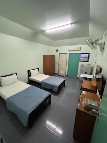 Standard Twin Beds