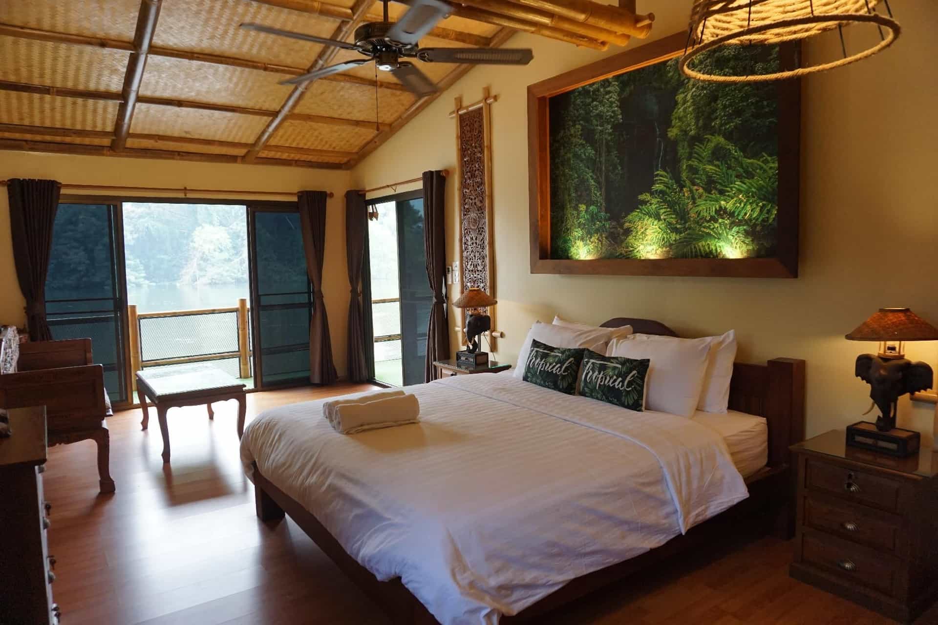 The Parrot Inn Kanchanaburi The Parrot Inn Kanchanaburi