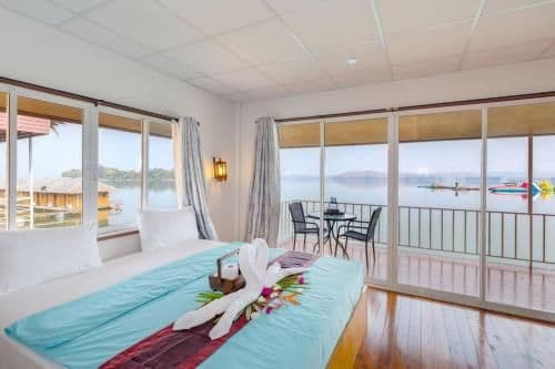 Deluxe Plus Queen Room