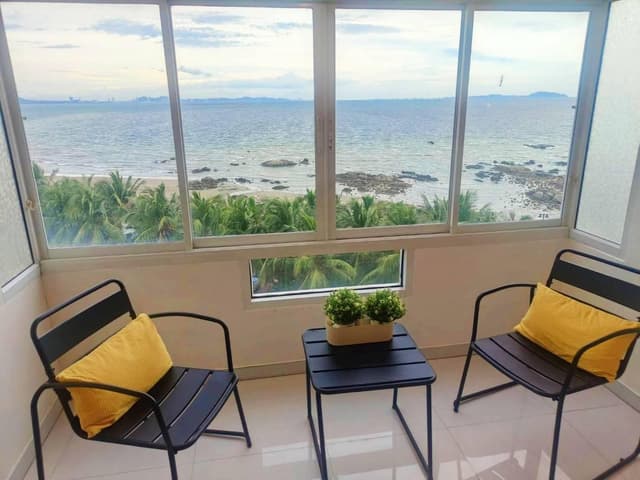 Standard Sea View Room for 4 Adults