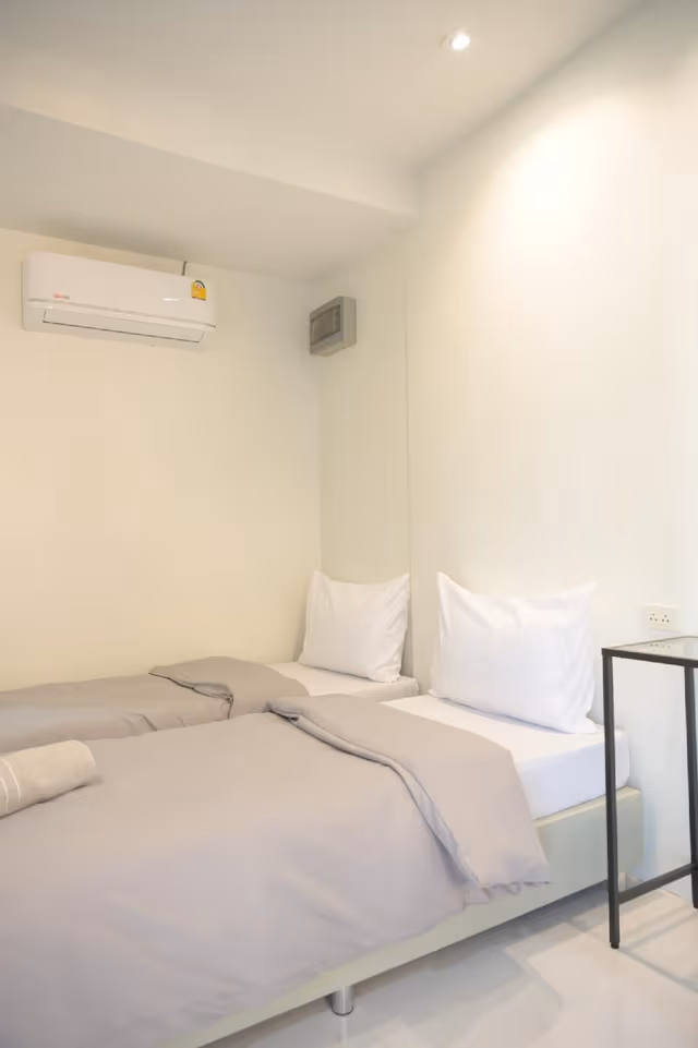 Twin Room for 2 People - Non-Smoking