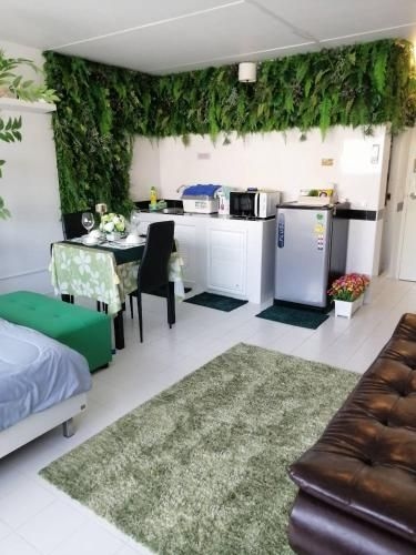 ซีไนน์ โปปูล่า คอนโด โดย ประถมฤกษ์ (C9 Popula Condo by Prathomlerk)1