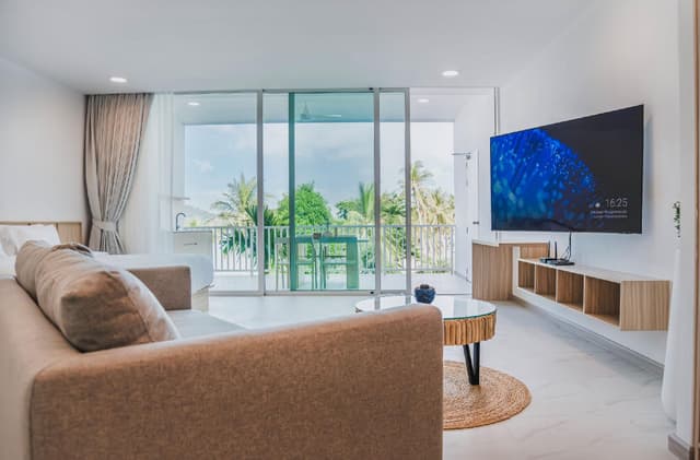 Grand Deluxe Sea View Room