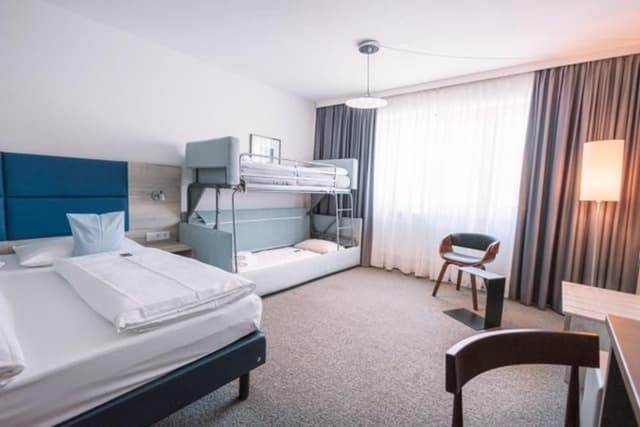 Comfort Room, 1 Queen Bed (Cozy Sitting Corner)