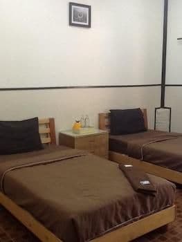 Standard Twin Beds Room