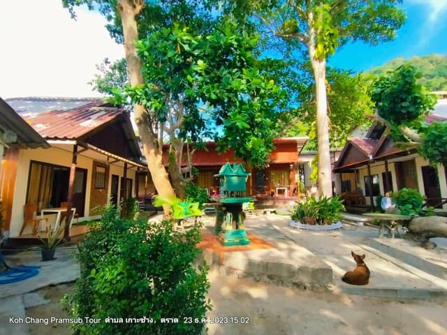 Deluxe Sea View Bungalow