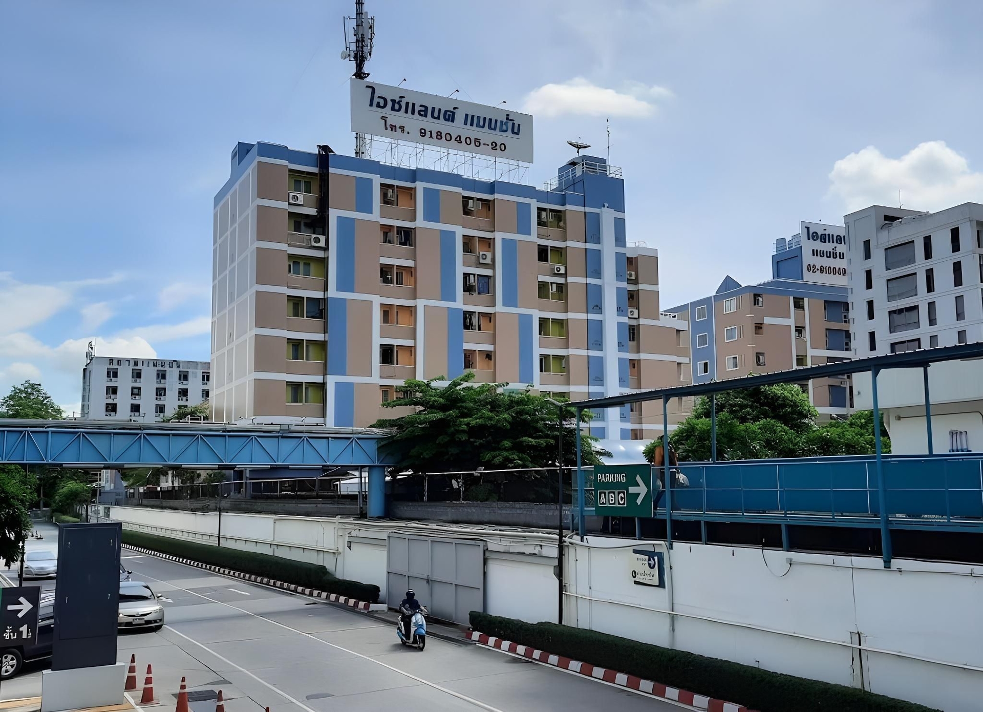 ไอส์แลนด์ แมนชั่น รามอินทรา กรุงเทพ (Island Mansion Ram Intra Bangkok)2