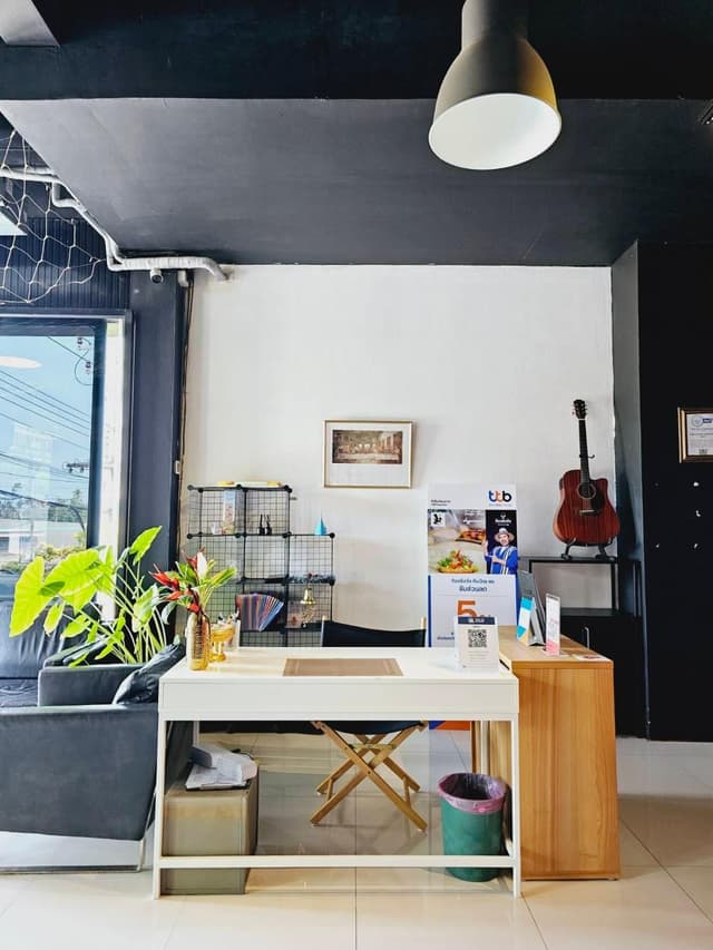 1-Bedroom Garden View Apartment