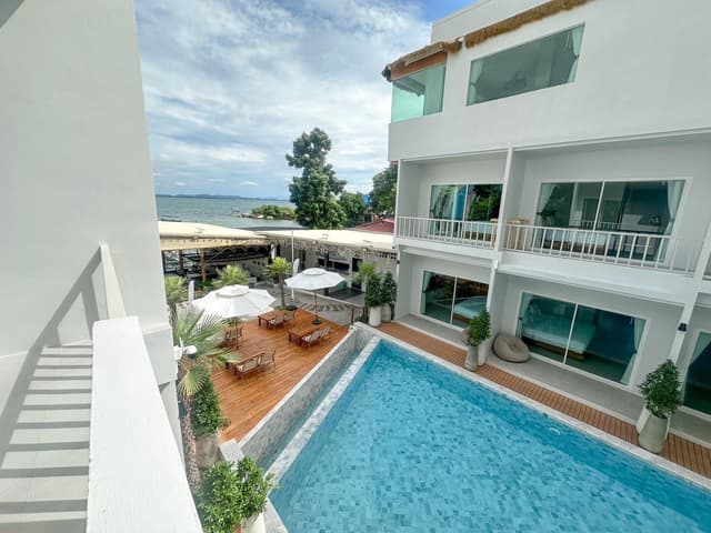 Standard Sea View