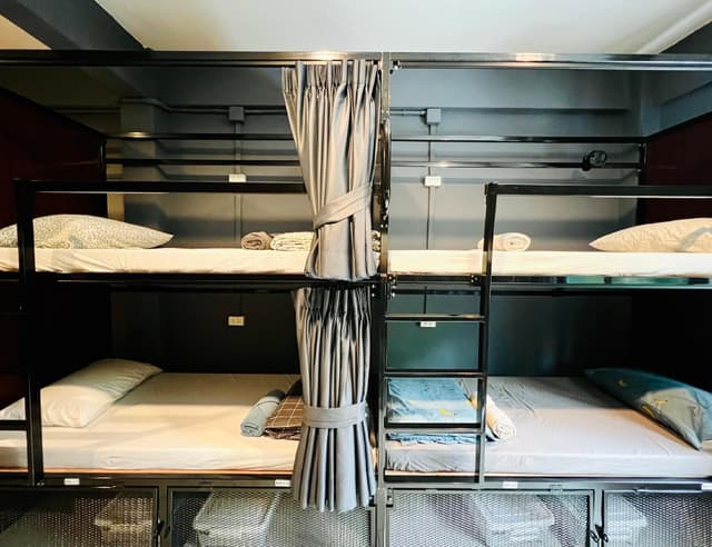 Dormitory Room - Mixed