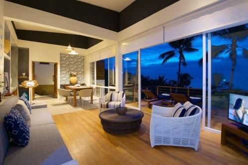 โอเวอร์เดอะมูน ลักชัวรี พูลวิลล่า (Overthemoon Luxury Pool Villas)0