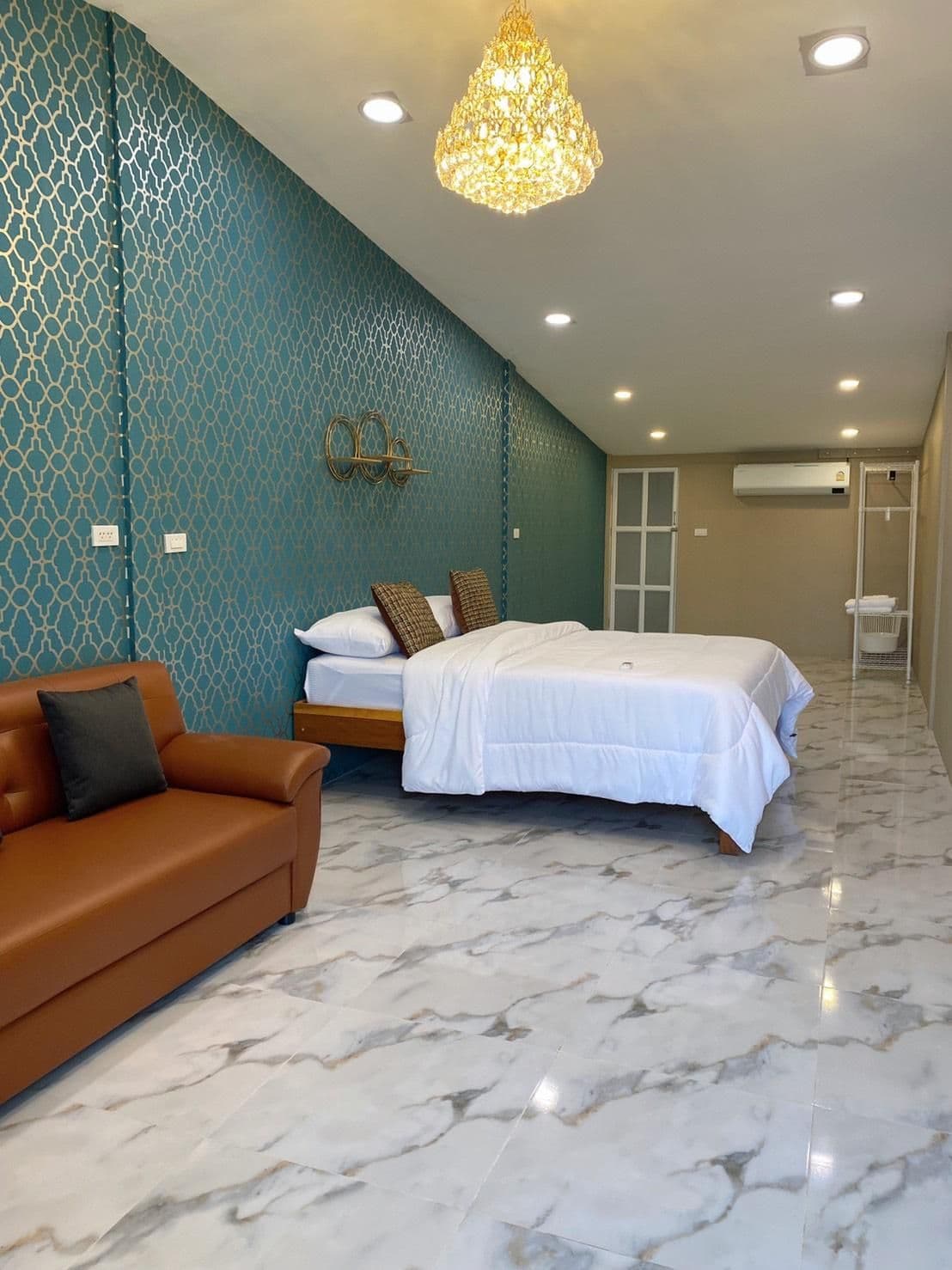 Nathawee Sarin Room Nathawee Sarin Room