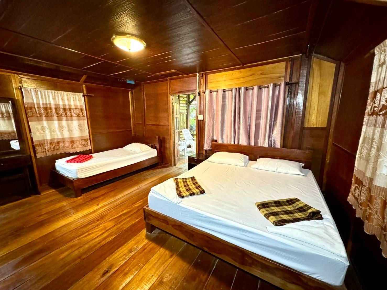 บิ๊กบลู บังกะโล หาดยวน (Bigblue Bungalow HaadYuan)2