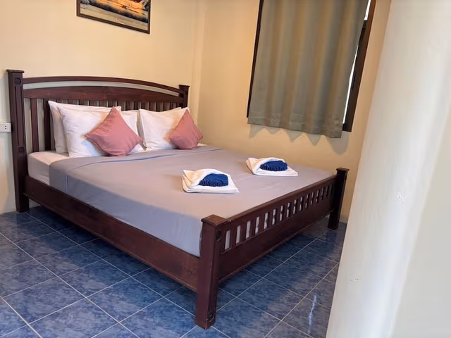 Standard Double or Twin Room with Garden View