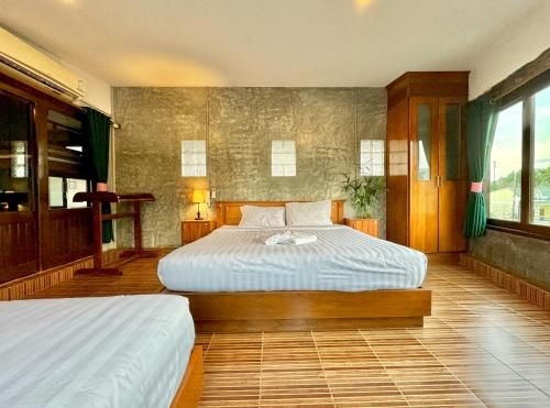 PROpaganda Hostel2