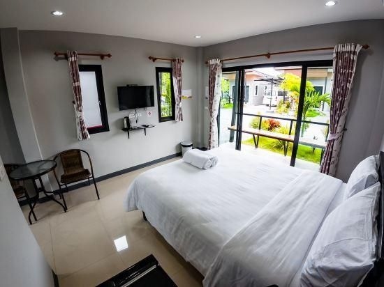 มีนา รีสอร์ท (Meena Resort)1
