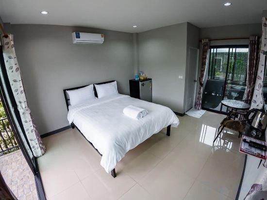 มีนา รีสอร์ท (Meena Resort)0