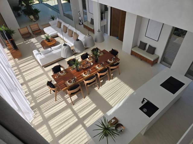 5 Bedrooms Pool Villa