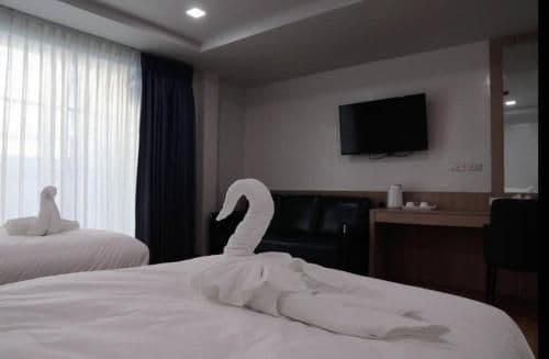 Twin Bed Room