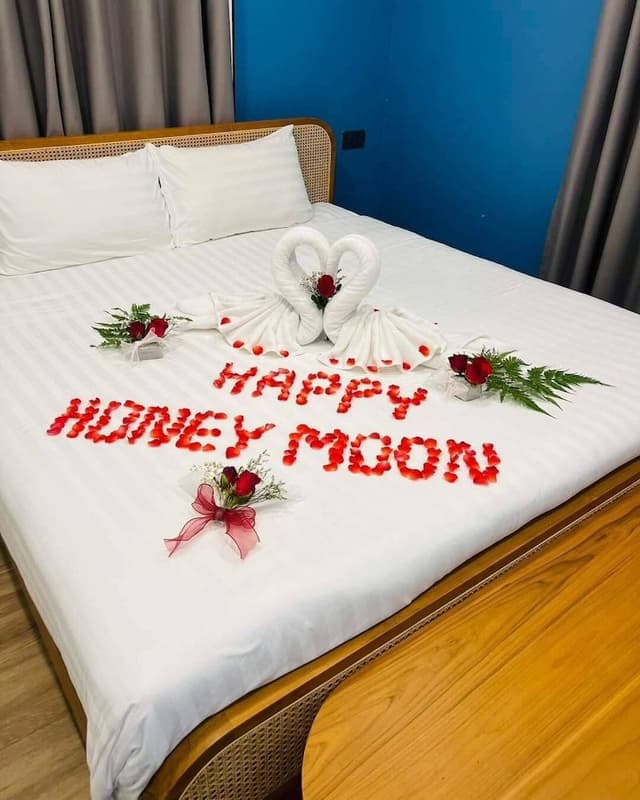 Deluxe Room, Partial Sea View