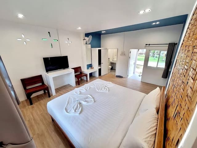 Superior Room, Garden View