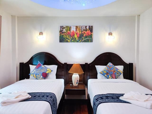 Happiness Twin Room