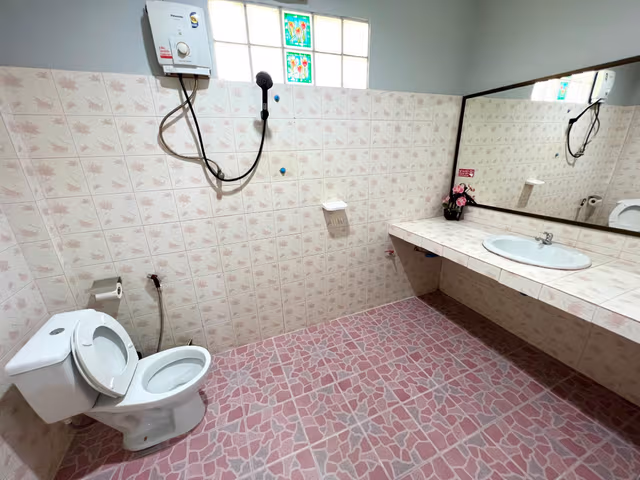 Standard King Room